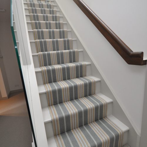 flatweave-stair-runners-london-bowloom-carpet-geometric-off-the-loom-DSC_1630